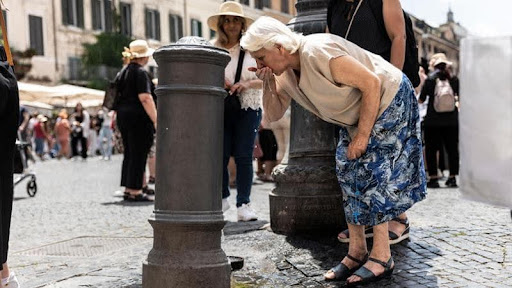 Nasoni aka ‘big noses’ are Rome’s famous drinking fountains.<br />
